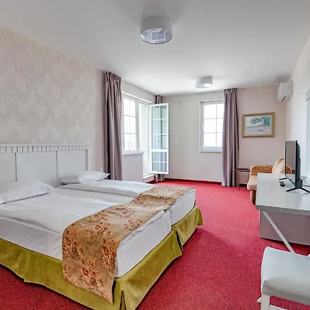 Glamping Alliance 3* Plovdiv