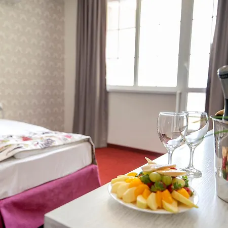 Glamping Alliance 4* 普罗夫迪夫