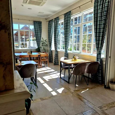 Glamping Alliance Szálloda 4*