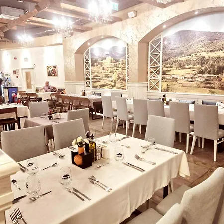 Glamping Alliance Hotel 4*