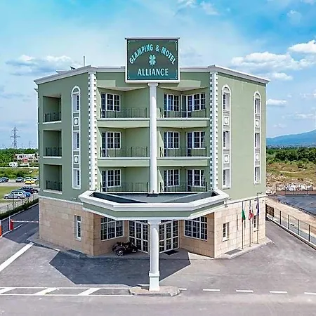 Hotel Glamping Alliance Plovdiv