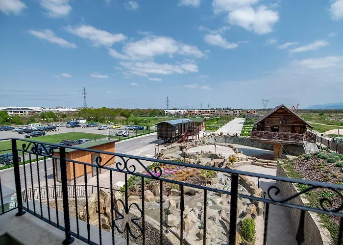 酒店 Glamping Alliance 普罗夫迪夫