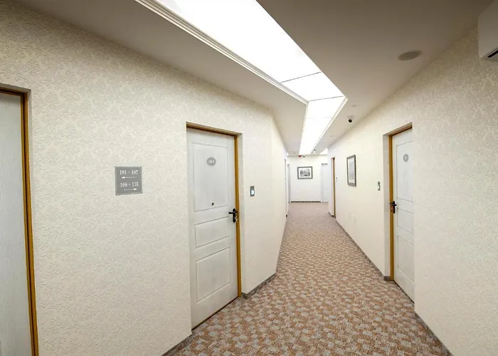 Glamping Alliance 4* 普罗夫迪夫