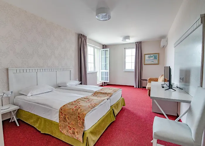 Glamping Alliance 4* 普罗夫迪夫