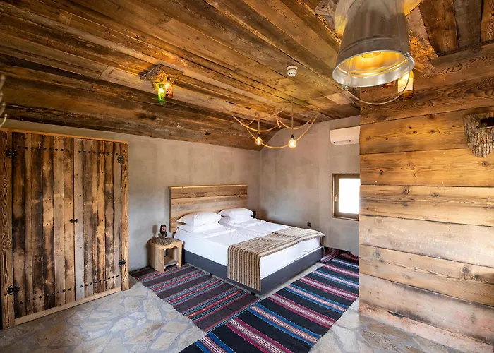 Glamping Alliance 4* 普罗夫迪夫